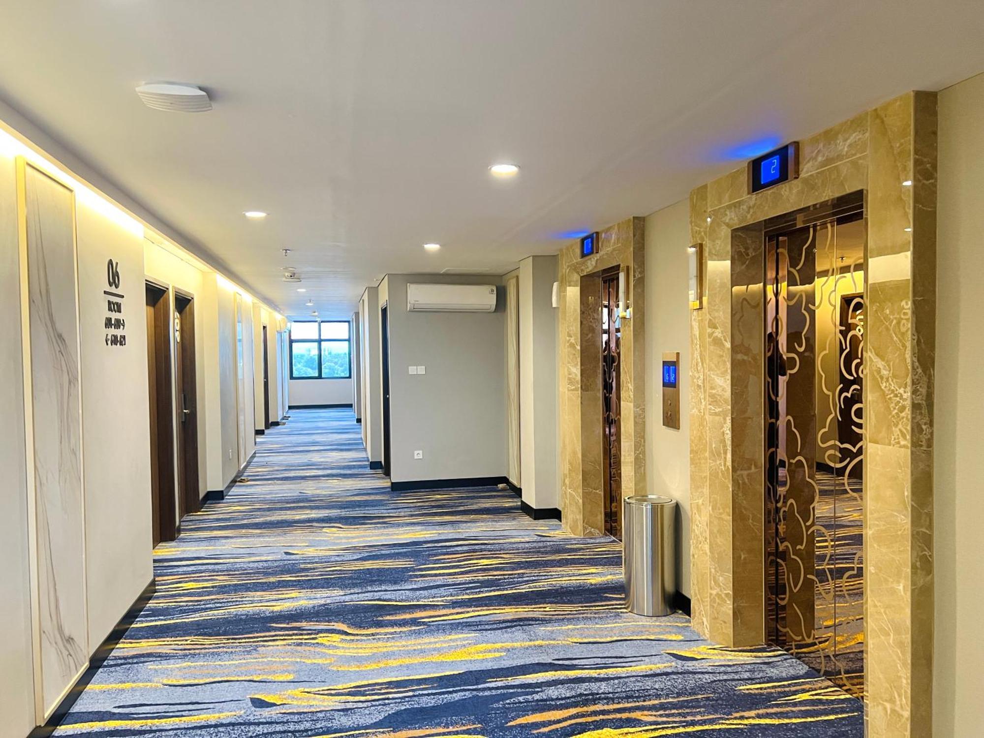 D'Primahotel Airport Sultan Hasanuddin Makassar Sudiang Exterior photo